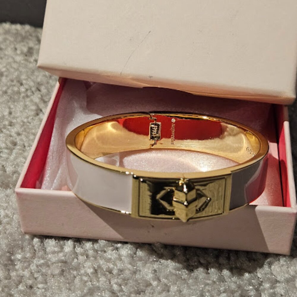 Enamel Clad bangle